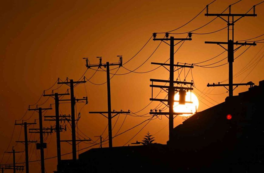 How our power grid is working during a heat wave